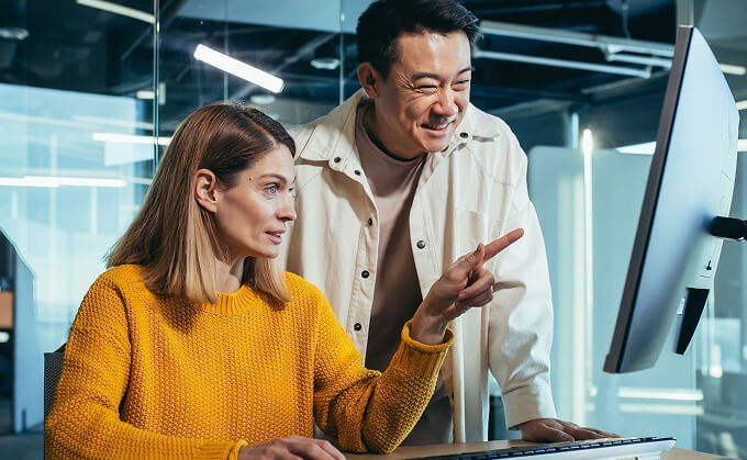 Shopify Plus vs Custom Headless: Which E-Commerce Platform Wins in 2026?